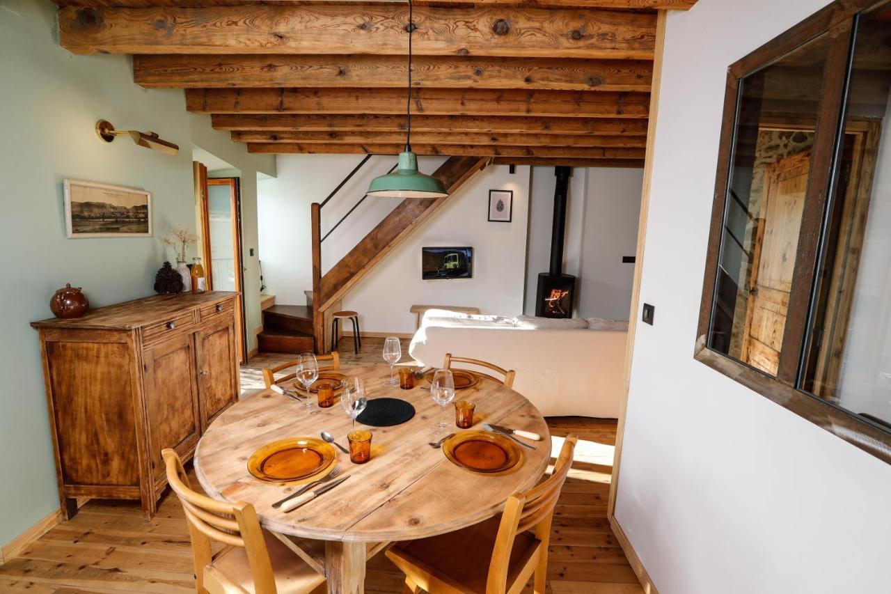 Domaine Agricole Cotze / Casa Rural Enveitg エクステリア 写真