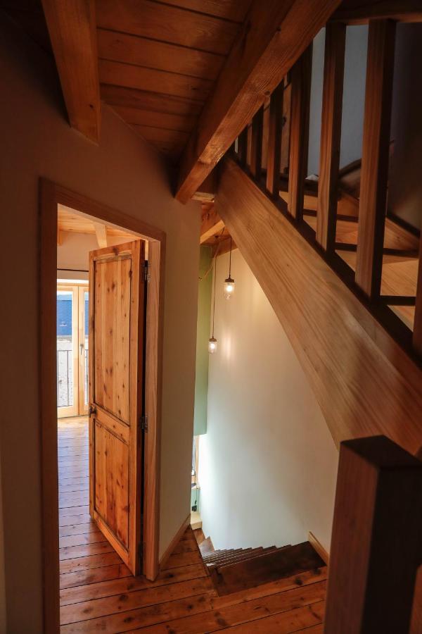Domaine Agricole Cotze / Casa Rural Enveitg エクステリア 写真