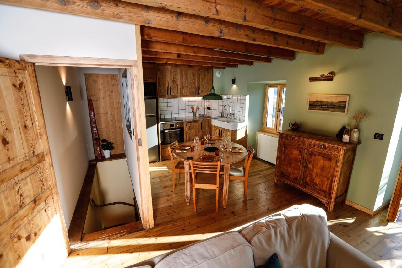 Domaine Agricole Cotze / Casa Rural Enveitg エクステリア 写真